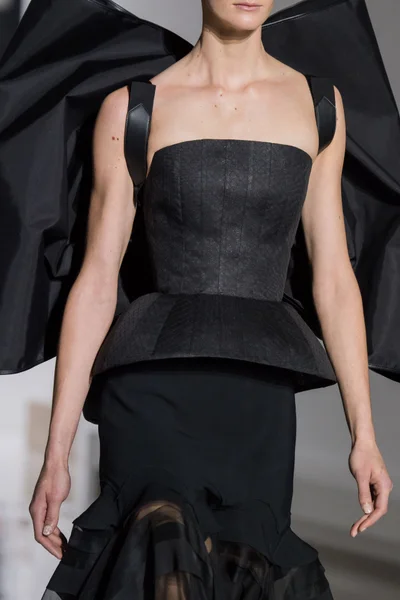 Look 34